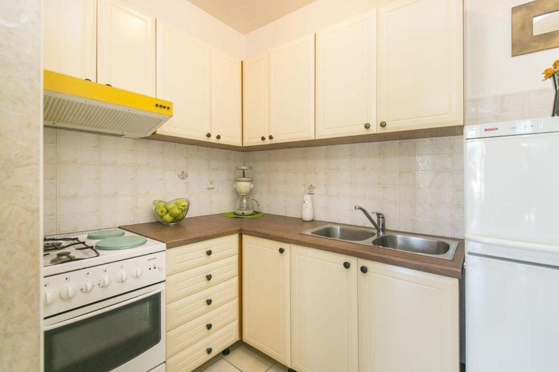Apartments With Wifi Rabac, Labin - 17261 エクステリア 写真