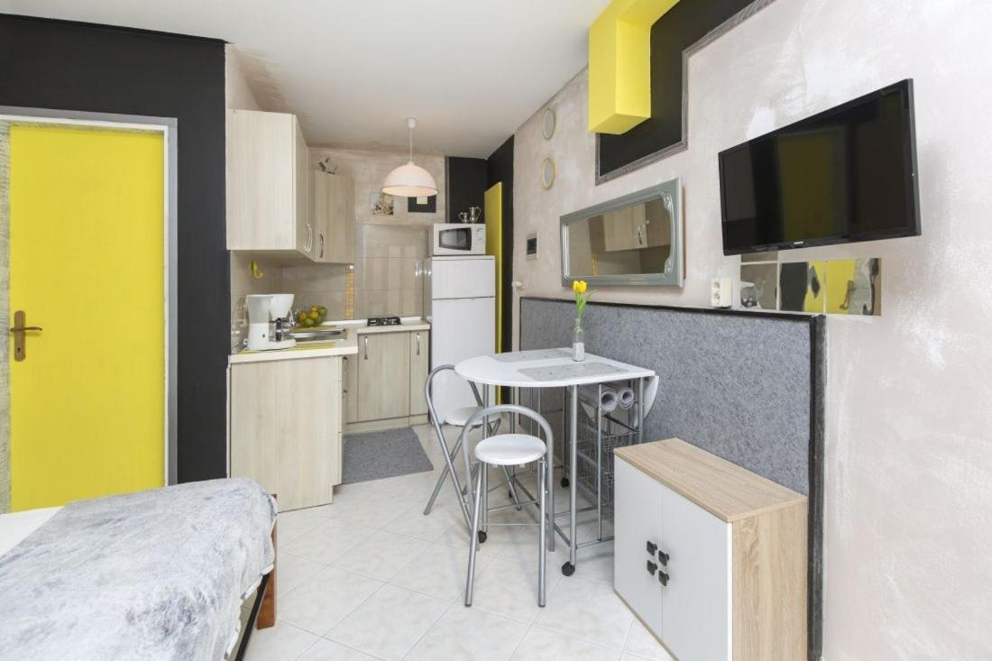 Apartments With Wifi Rabac, Labin - 17261 エクステリア 写真