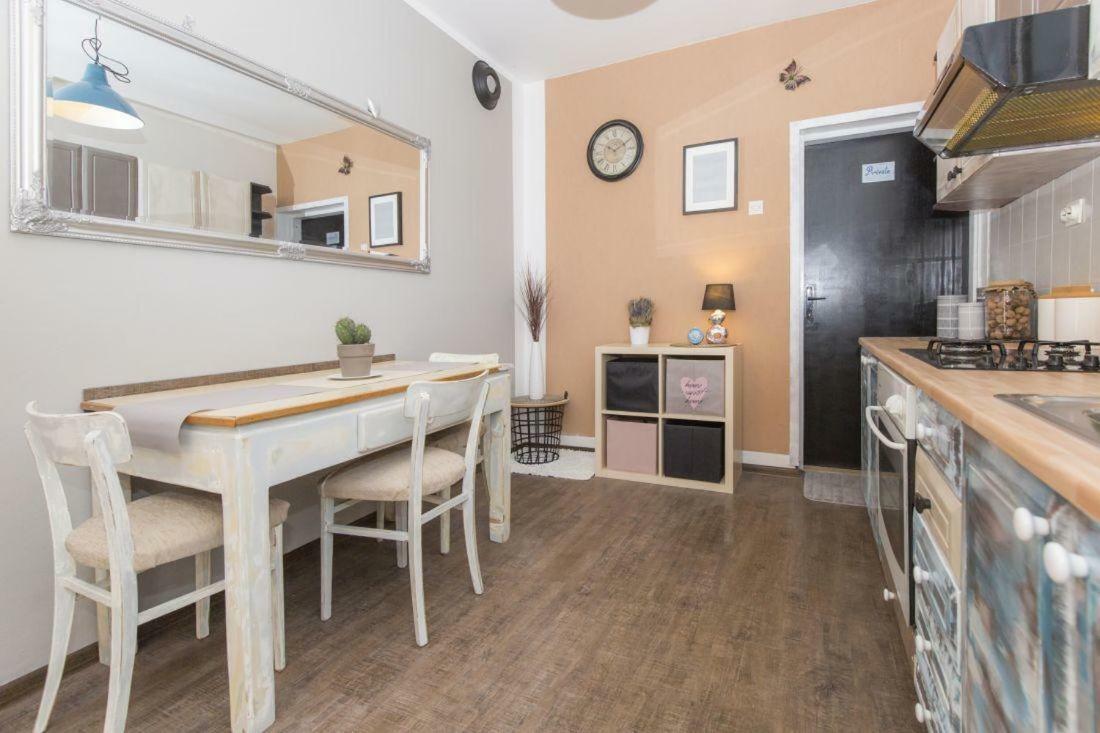 Apartments With Wifi Rabac, Labin - 17261 エクステリア 写真