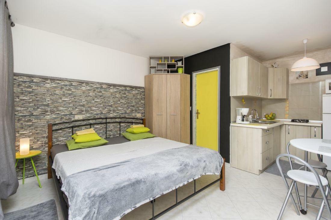 Apartments With Wifi Rabac, Labin - 17261 エクステリア 写真